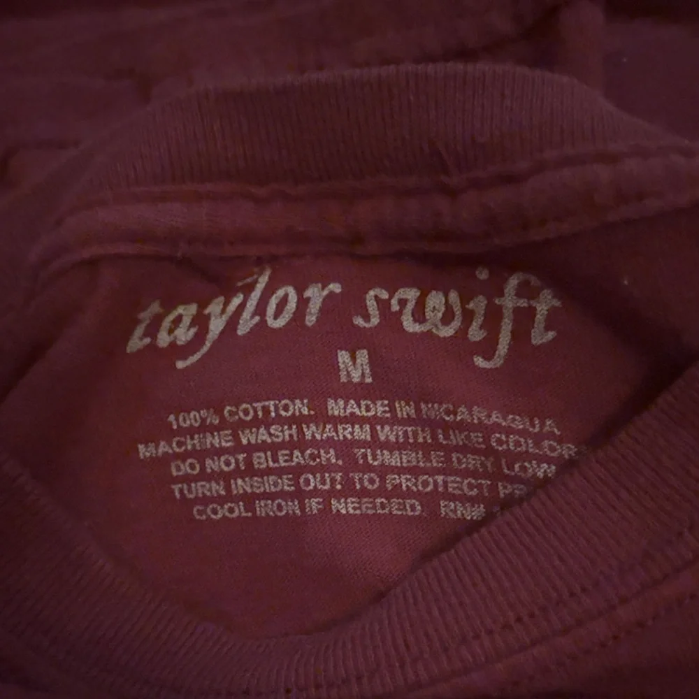 Taylor Swift Burgundy Graphic Tee - Picture 2 of 2